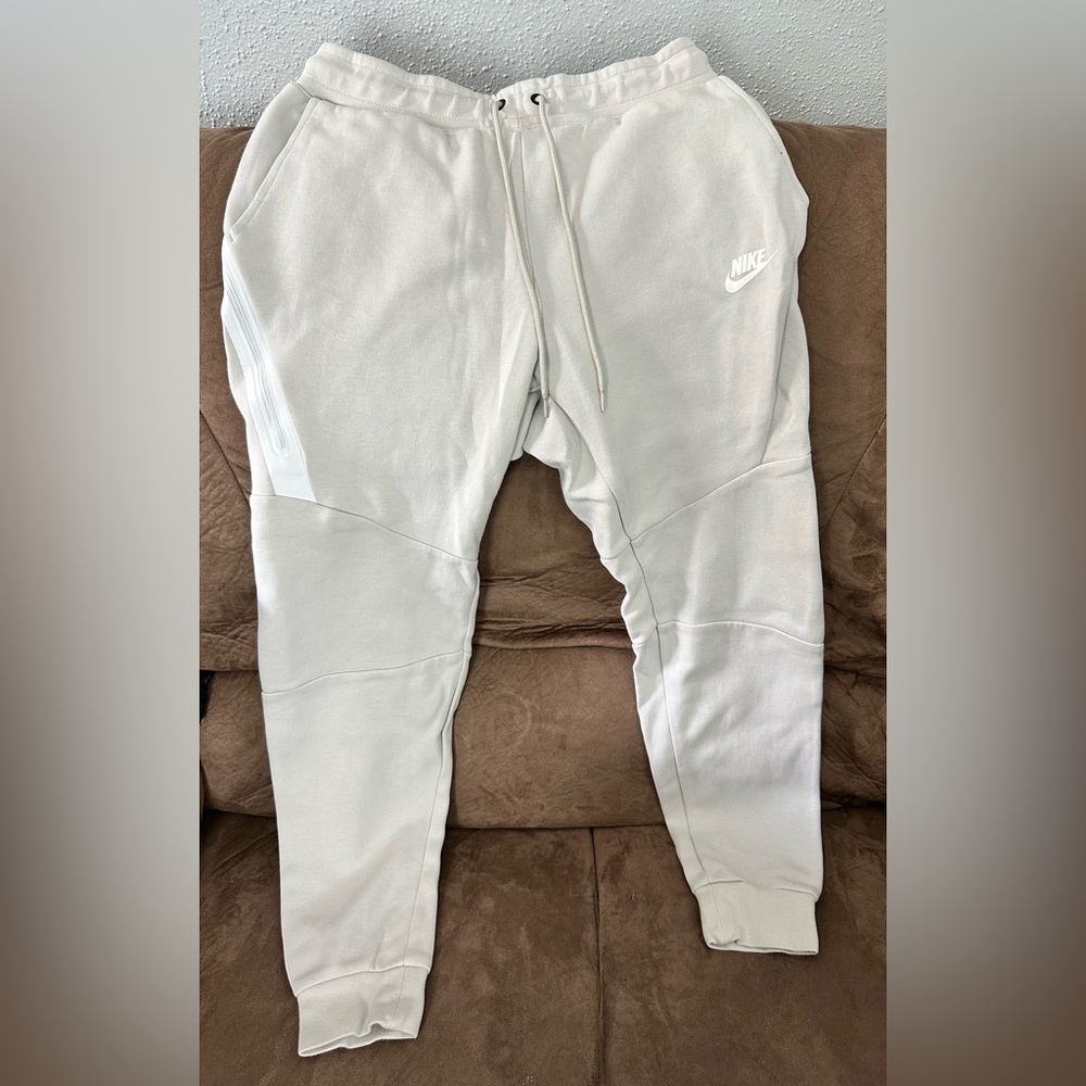 Nike Men’s Tech Fleece Joggers
